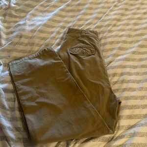 BDG khaki pants size 4